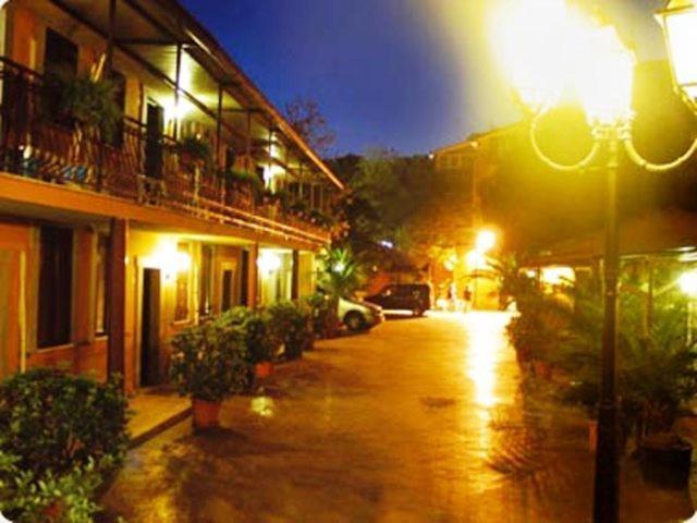 Hotel La Locanda Del Borgo Róma Kültér fotó